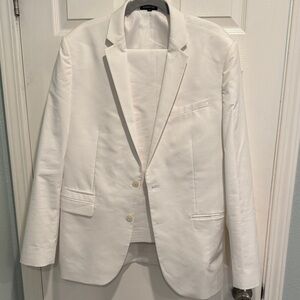 Express slim fit white suit, 44reg jacket/34/32 pants